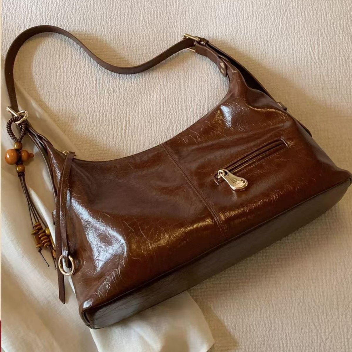 Factory High-end Fashion Customized Specific Model Women's Crossbody Bag Suitable for Daily Office Use