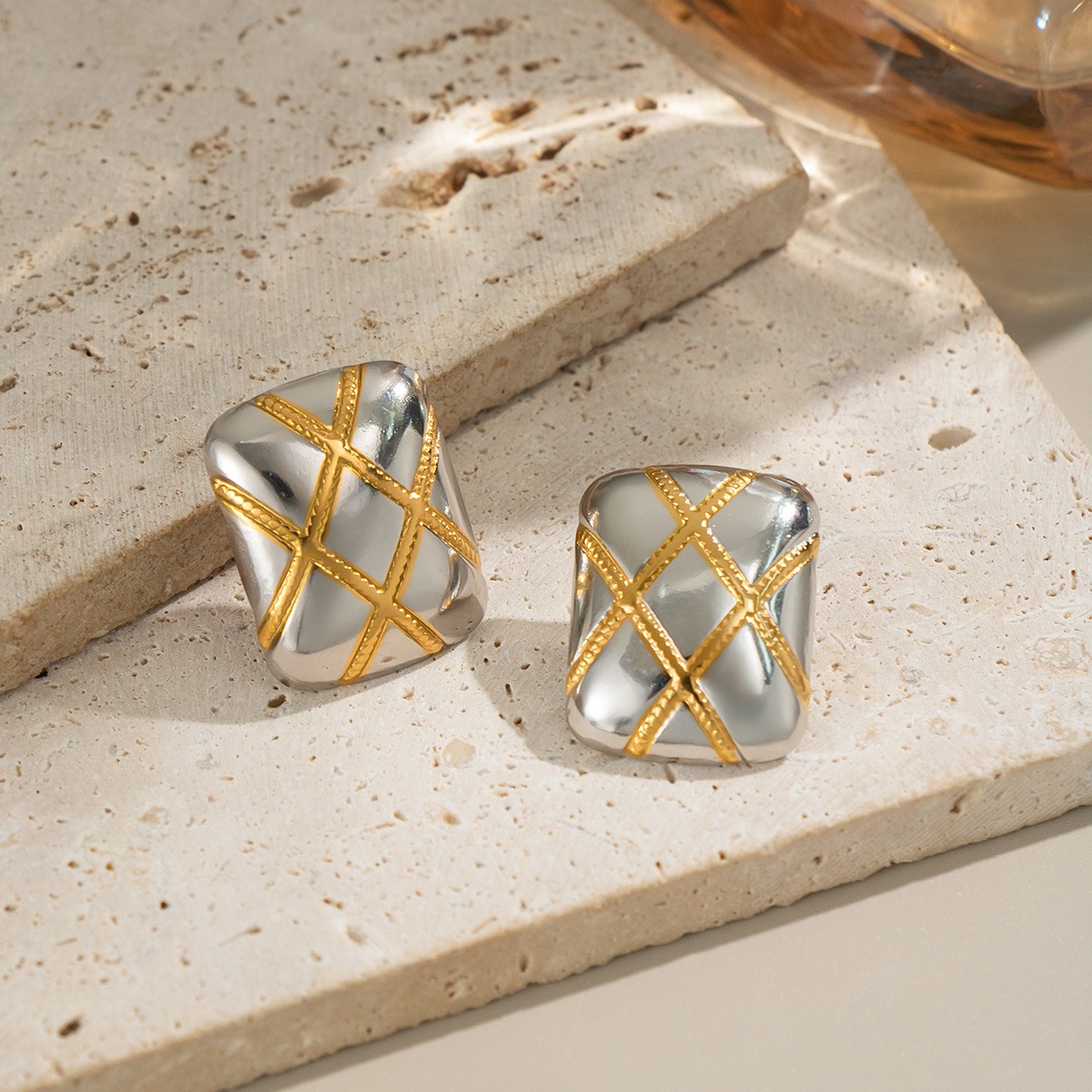 Waterproof 18k Gold Plated Stainless Steel Grid Textured Earrings Women's Geometric Chunky Rectangle Stud Earrings Jewelry
