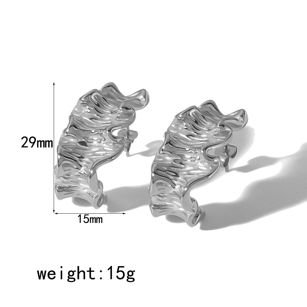 2024 Trendy Women Jewelry 18K Gold Plated Waterproof Stainless Steel Hypoallergenic Fold Textured Cc Stud Earrings