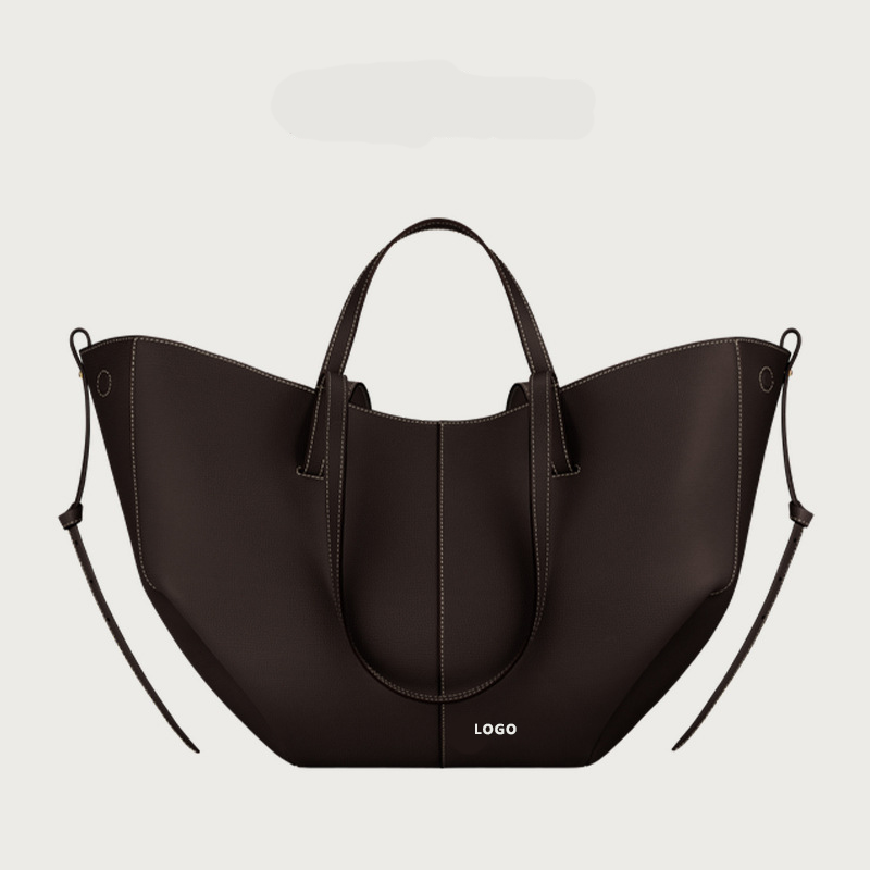 Brand new designer famous brand large capacity genuine leather women's handbag luxury women's carved handbag