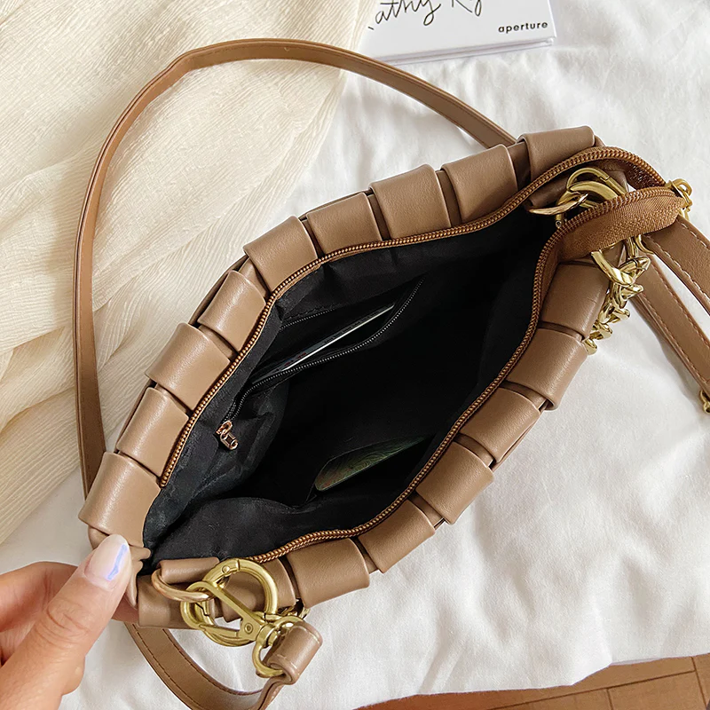 Small PU Leather Cross Bags For Women Luxury Shoulder Handbags Chain Bag