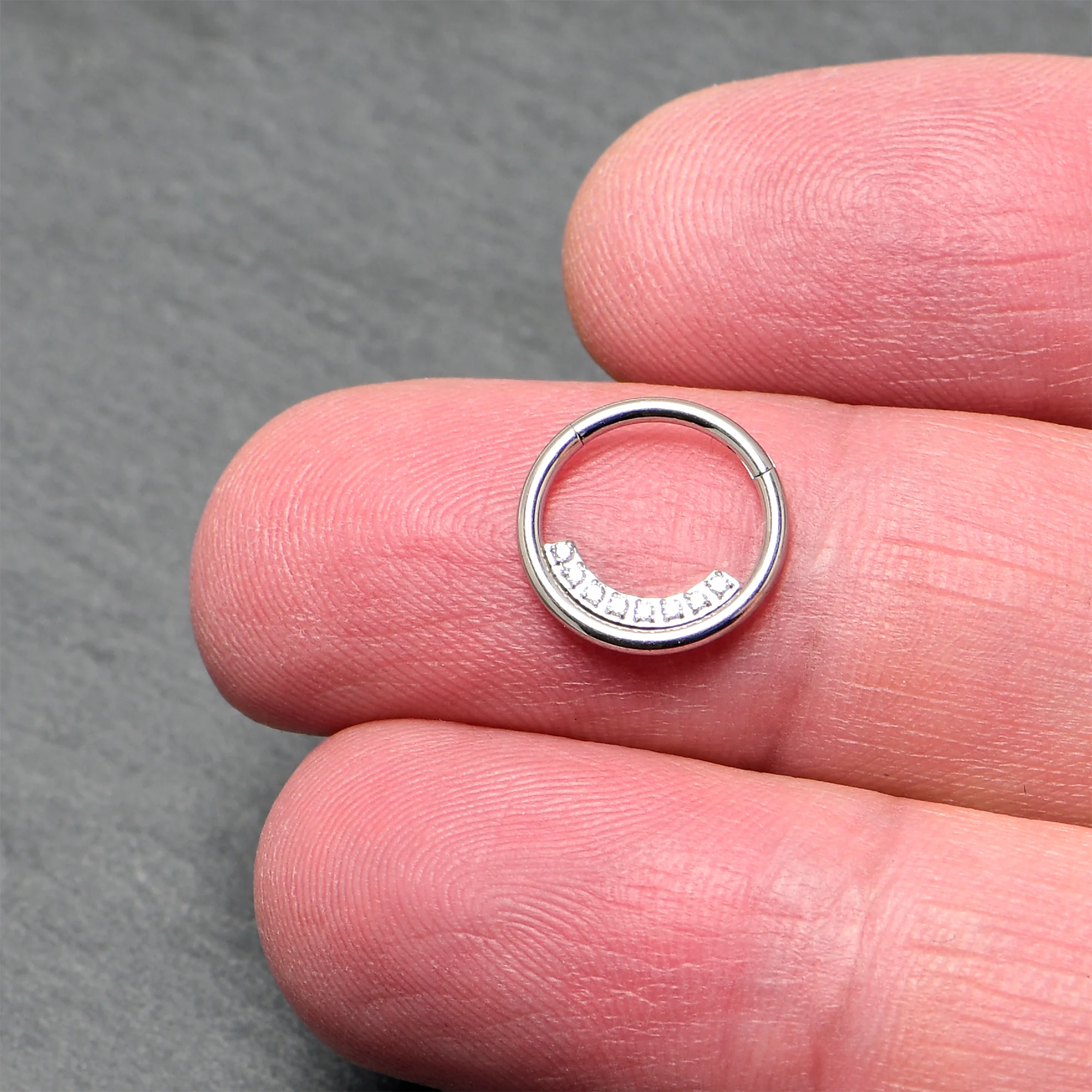16G 3/8 Clear CZ Gem Forward Facing Inner Curve Hinged Segment Ring