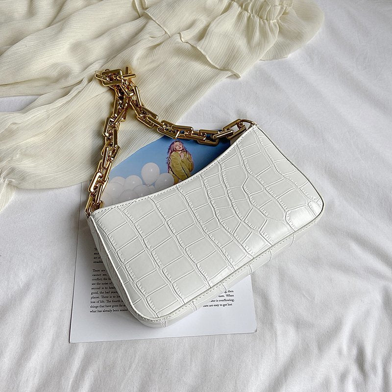 Women Solid Color Metal Chain Shoulder Handbags Female Travel Fashion Hand Bag