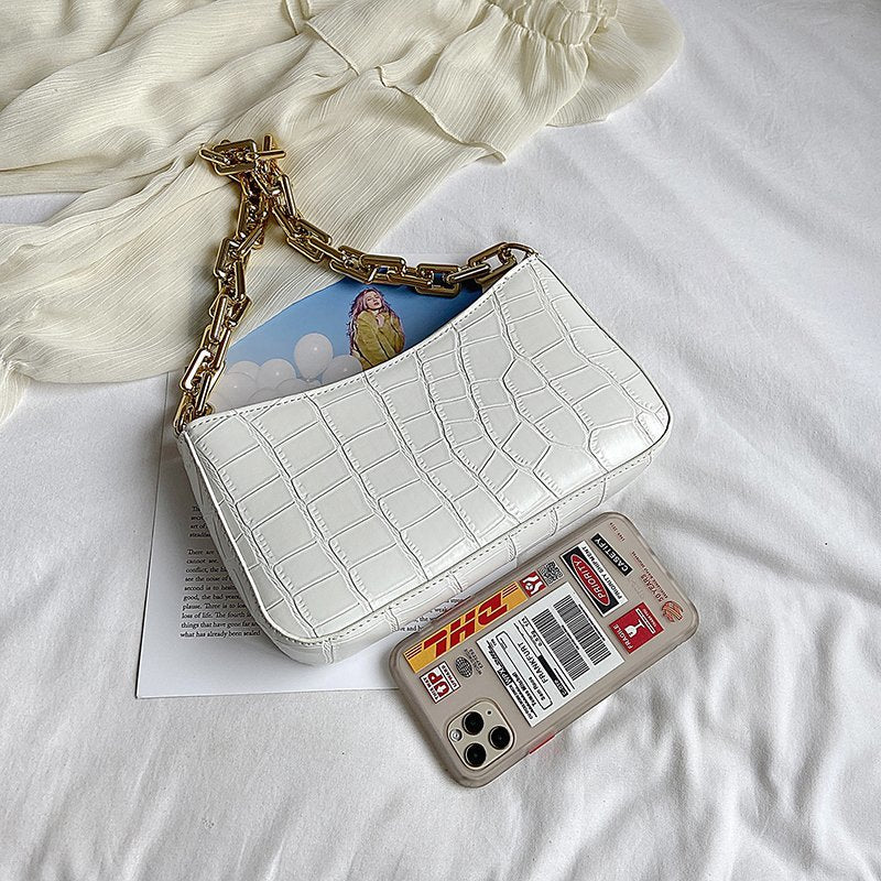Women Solid Color Metal Chain Shoulder Handbags Female Travel Fashion Hand Bag